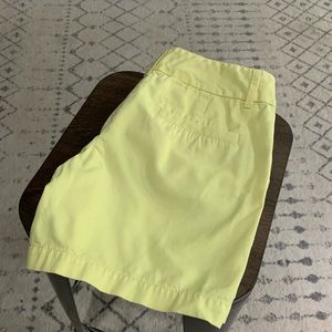 3/$20 LOFT Shorts | 00 | Pale Yellow | GUC